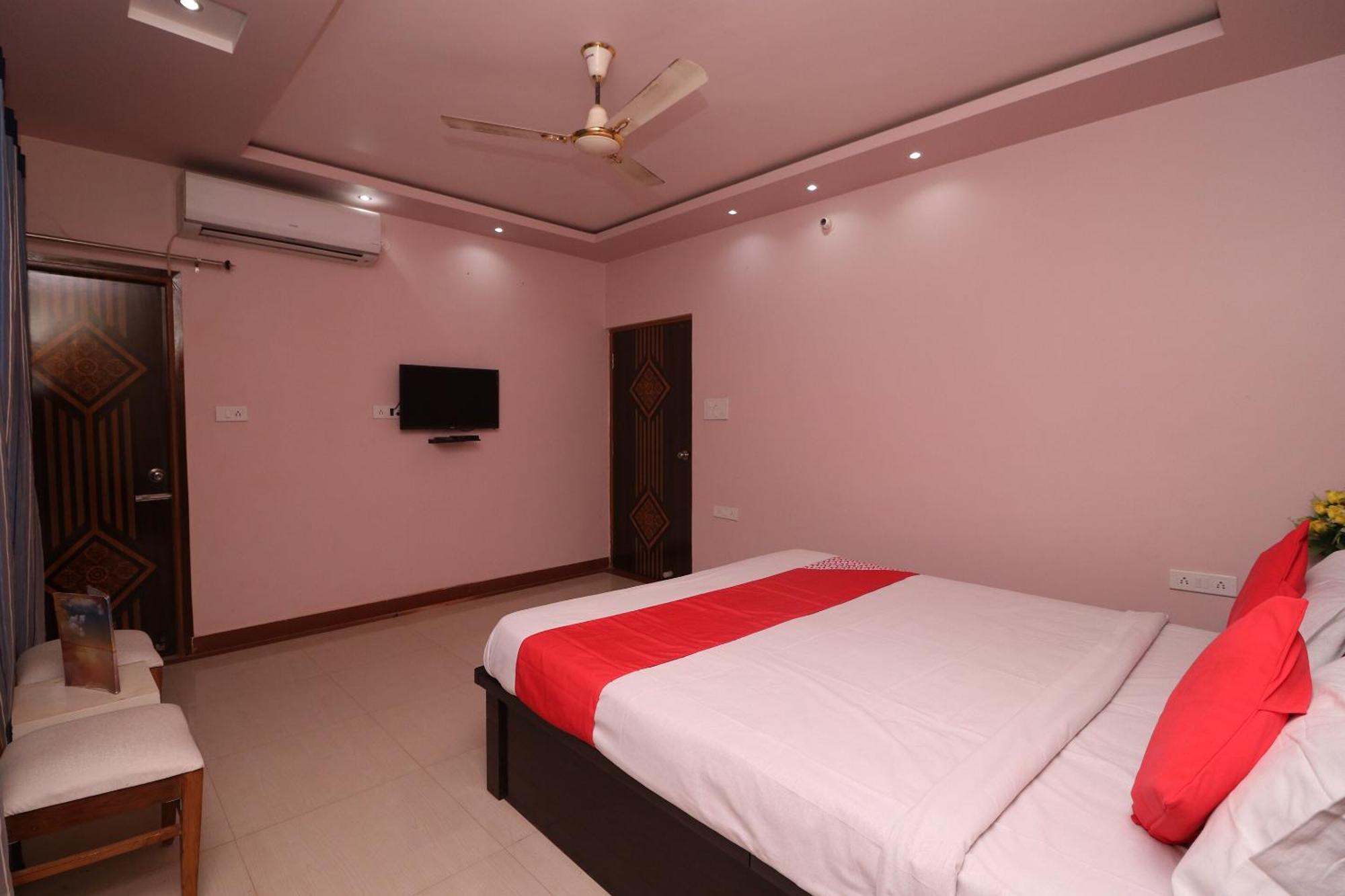 Collection O Shivanya Guest House Kakarmatha ภายนอก รูปภาพ